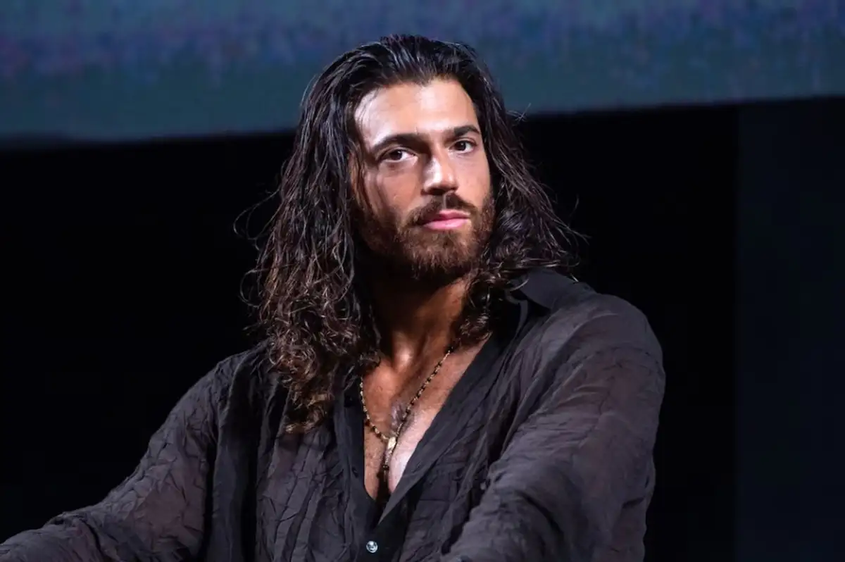 El Turco'nun Yıldızı Can Yaman'dan Rio'da Görsel Şov!