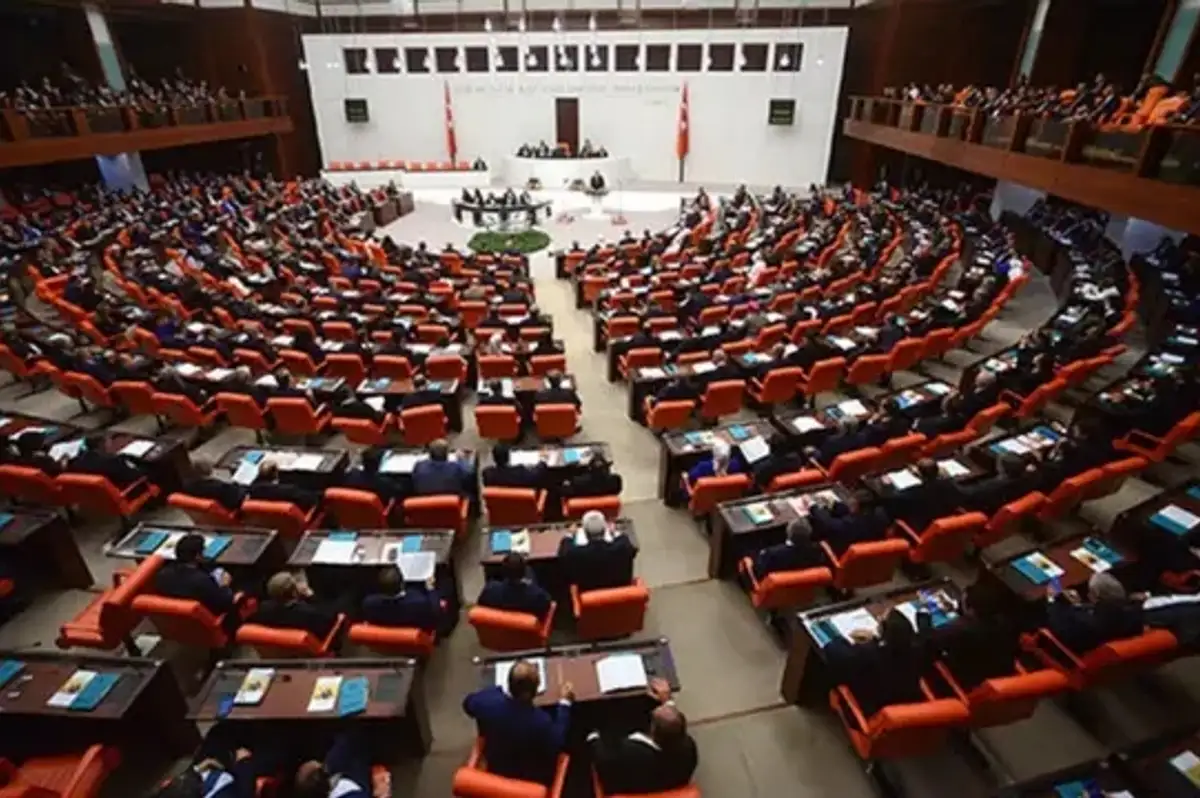 TBMM'de Bu Hafta Hangi Başlıklar Var?