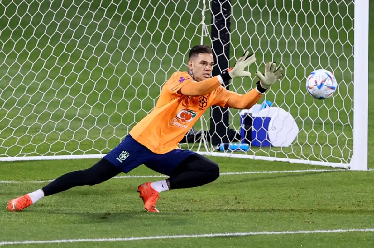FIFA'dan Kulüpler Dünya Kupası için Radikal Karar: Kalecilere Vücut Kamerası Takılacak