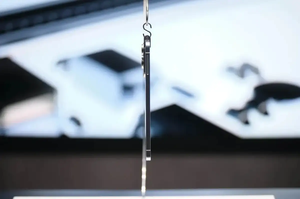 Samsung Galaxy S25 Edge Fiyatı Dudak Uçuklattı!