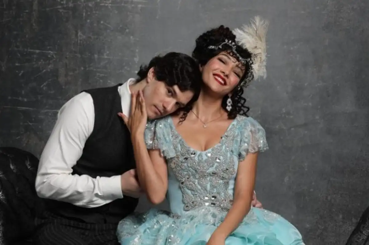 Teşkilat'tan Sonra İkinci Proje Krizi Mi? Aybüke Pusat'ın Chaplin Oyunu Neden İptal Edildi?