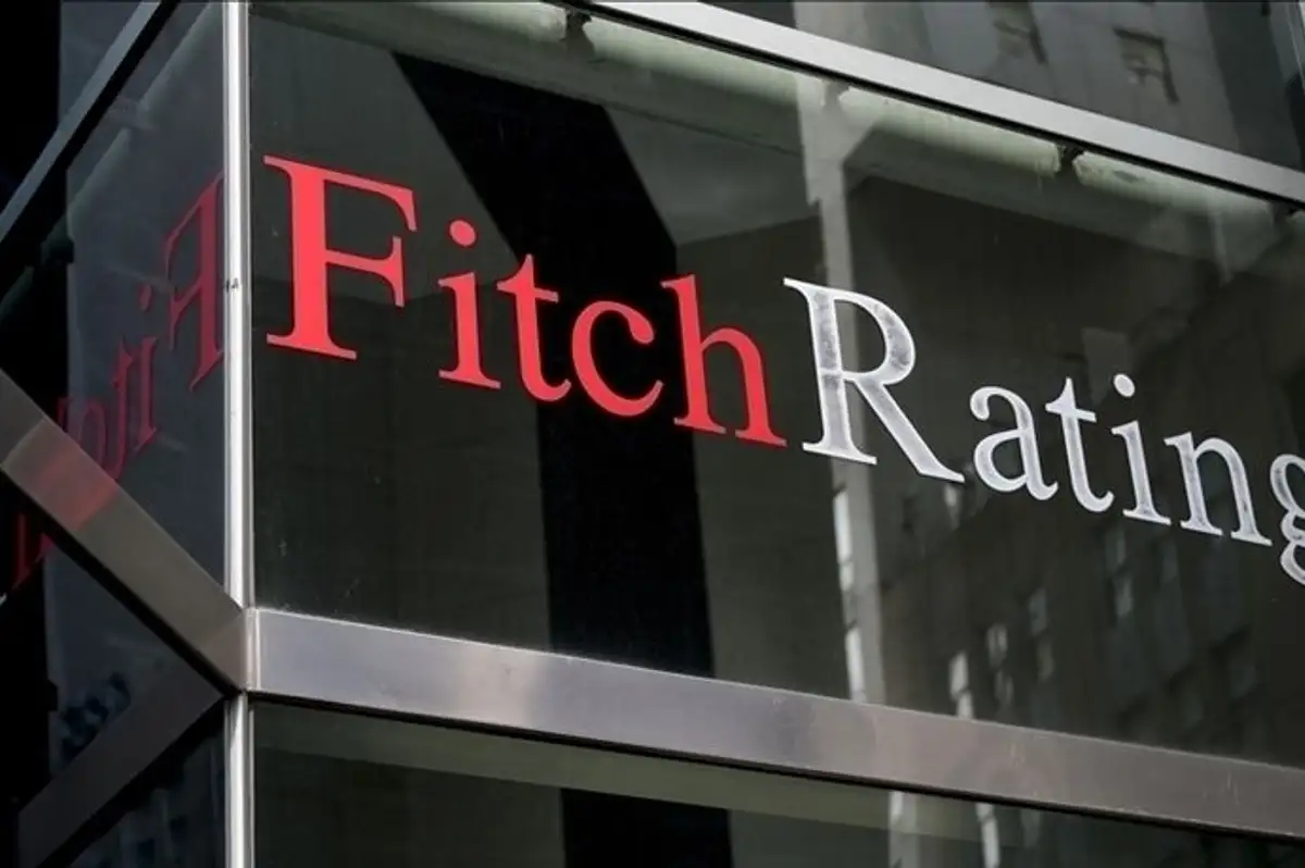 Fitch Ratings'ten Küresel Ekonomi Uyarısı: Büyüme Tahminleri Aşağı Yönlü Revize Edildi