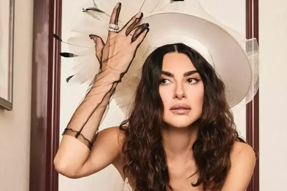 Nesrin Cavadzade Ibiza'da Sezonu Açtı