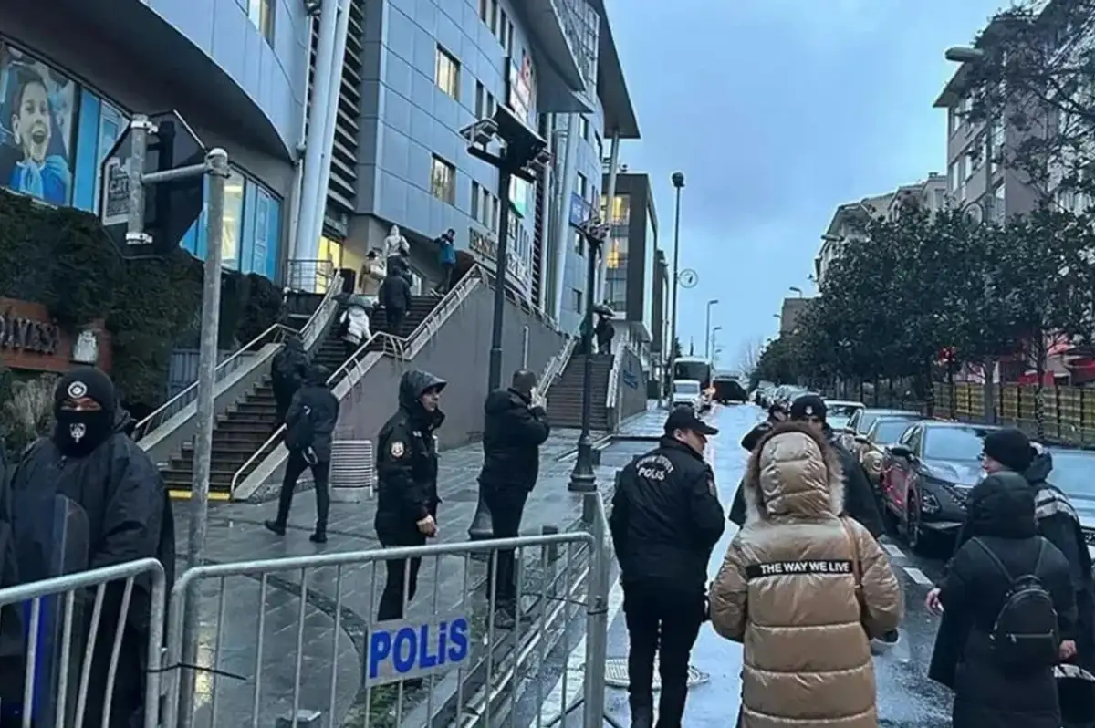 Beşiktaş Belediyesi'nden 12 Kişi Adliyeye Sevk Edildi