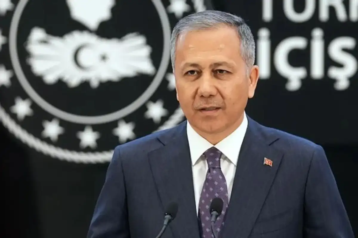 Kırmızı Bültenle Aranan 3 Kişi Yakalandı