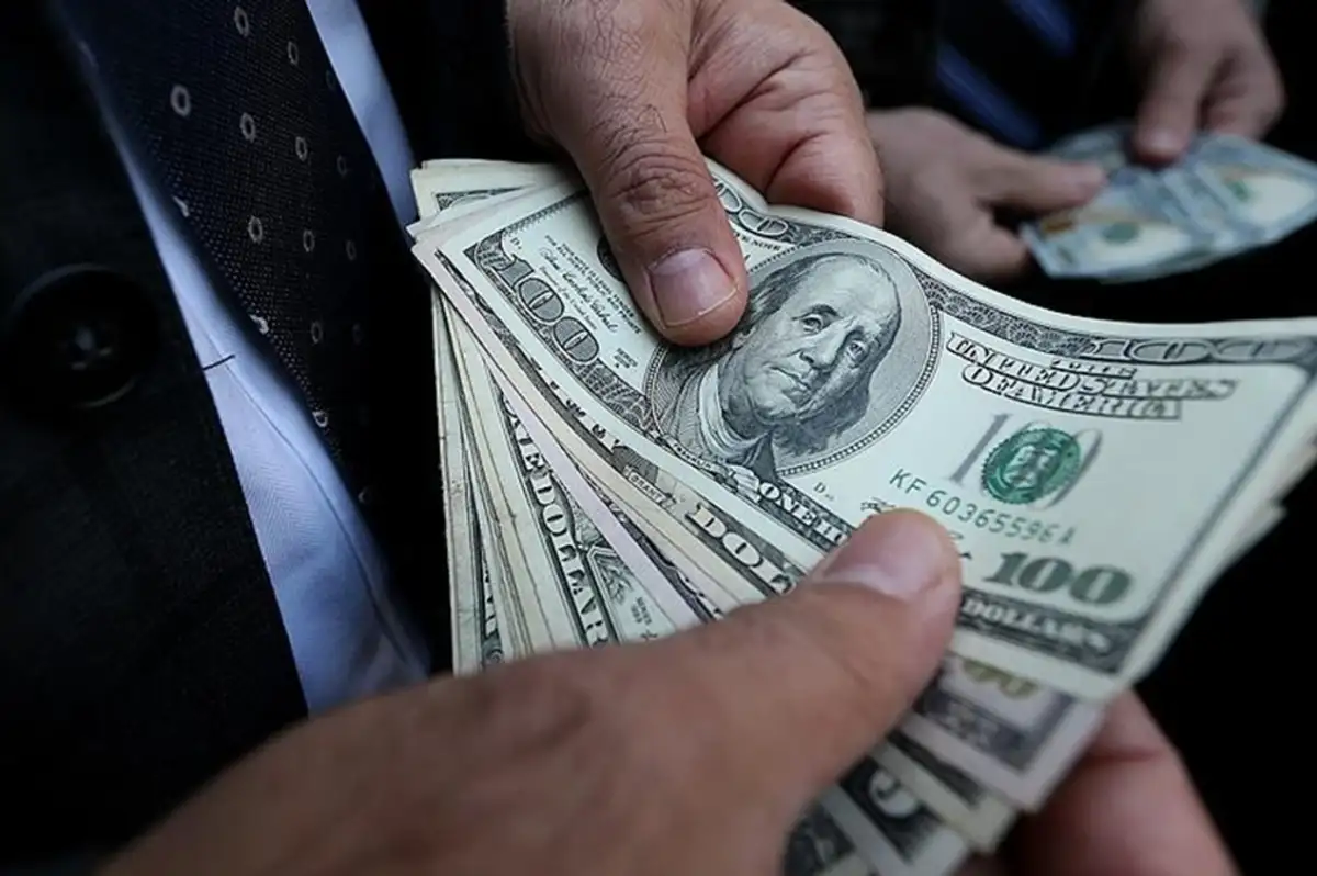 Trump'ın Ekonomi Politikaları Doları Zayıflattı