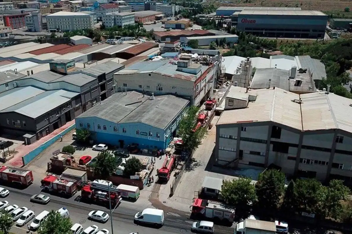 Tuzla Deri OSB'de Patlama: Yaralı İşçiler Var!