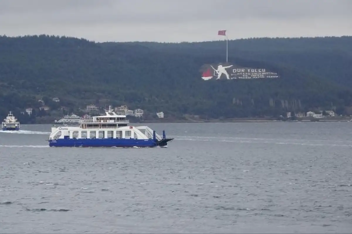 Çanakkale'de Salı Günü Bazı Feribot Seferleri İptal Edildi