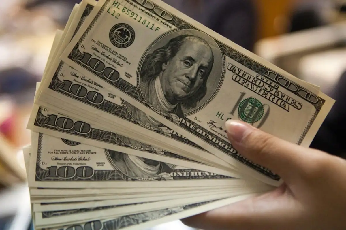 Dolar Rekor Serisine Devam Ediyor