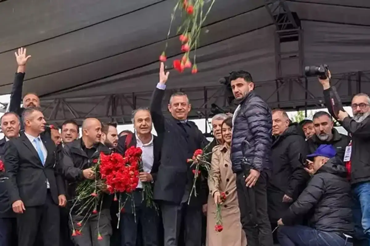 Özgür Özel, 1 Mayıs Kutlamalarında