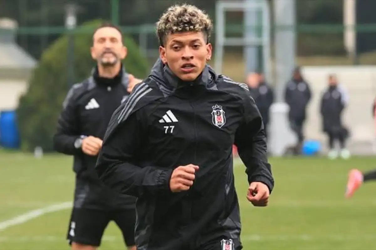 Beşiktaş'ın Yeni Transferi Elan Ricardo Domuz Gribi Oldu!