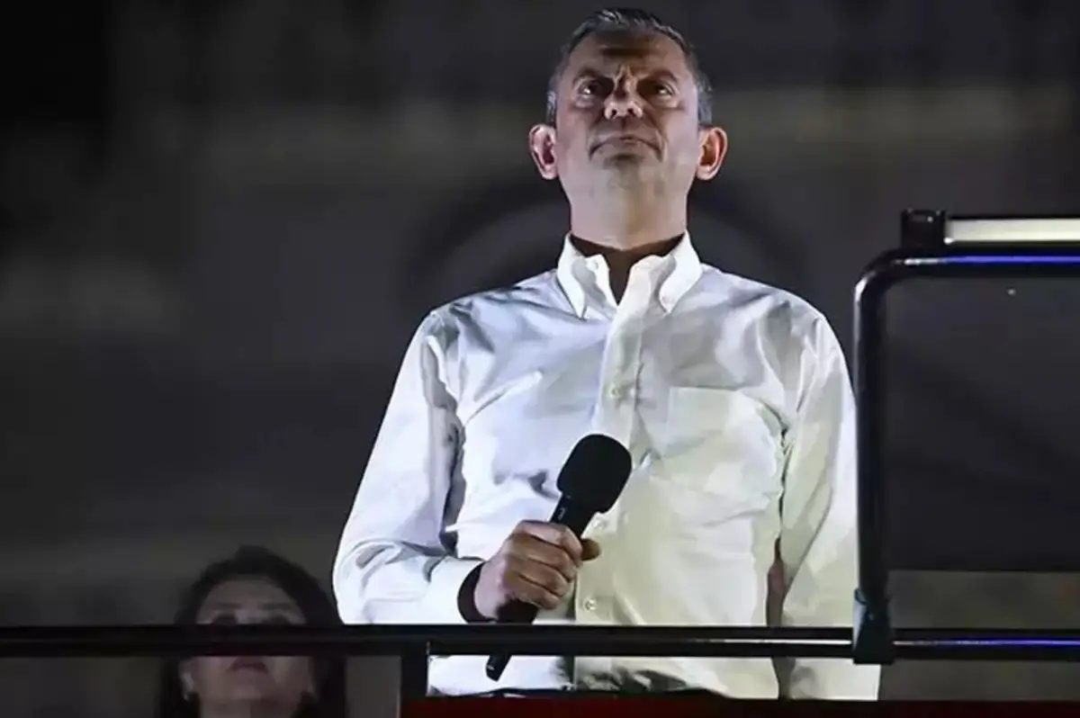 CHP Beyazıt Mitingi'nde Özgür Özel'den Net Mesaj: "Bu Mücadele Demokrasiye Dair"