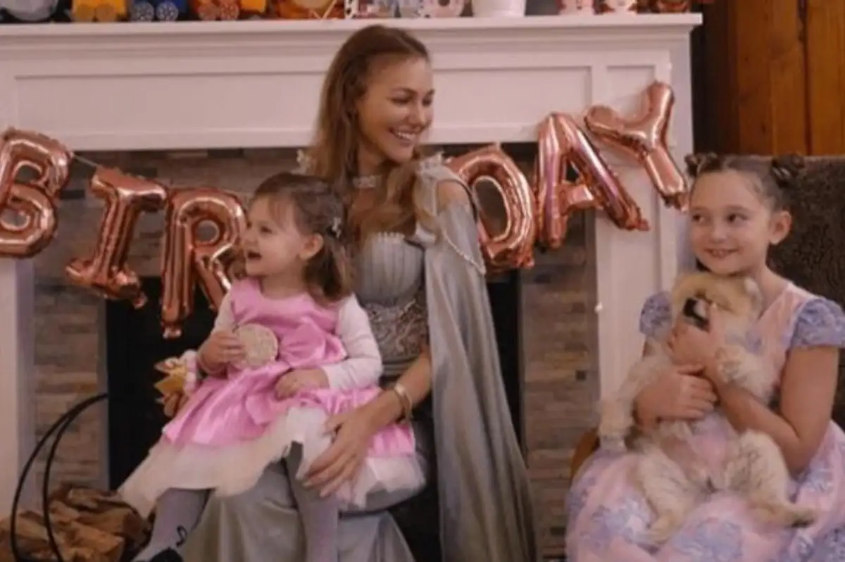 Meryem Uzerli Anneliği Anlattı: "Hem Disiplinli Hem Rahat..."