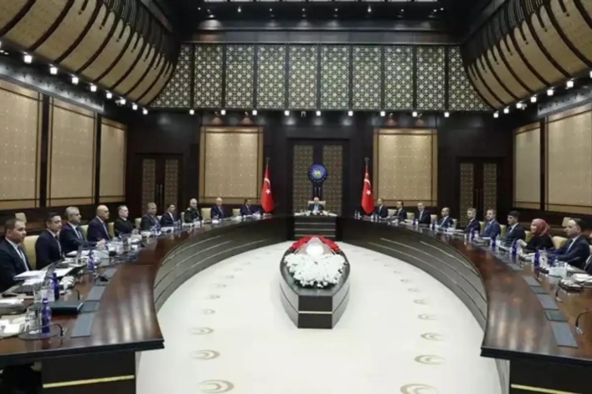 Cumhurbaşkanı Erdoğan, Savunma Sanayii İcra Komitesi Toplantısı'na Başkanlık Etti