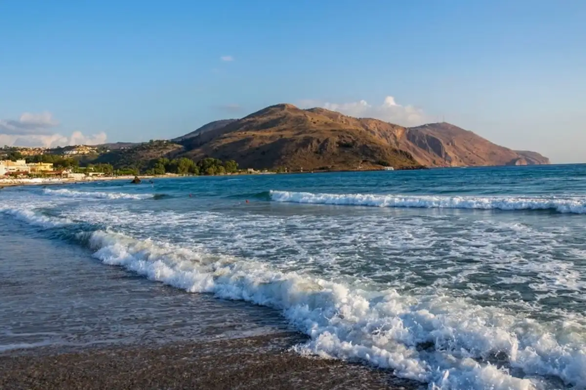 Yunanistan'da Tsunami Alarmı: 'Sahil Bölgelerini Terk Edin'
