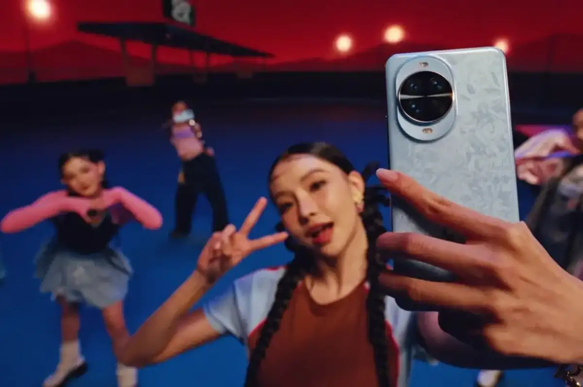 Huawei Nova 14 ve 14 Pro Çıktı: Uydu Mesajlaşma Özelliğini Getirdi!