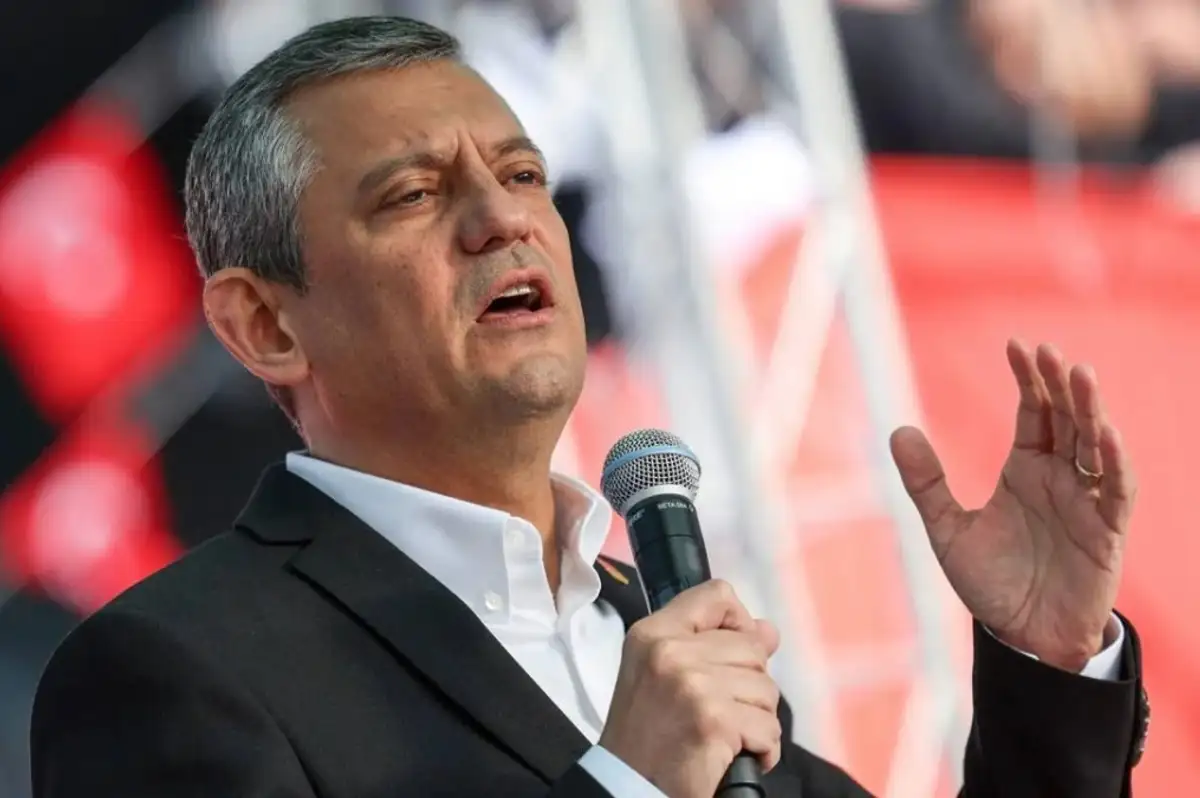 DEM Parti'den CHP'ye Ziyaret: Özgür Özel'den Flaş Açıklamalar!