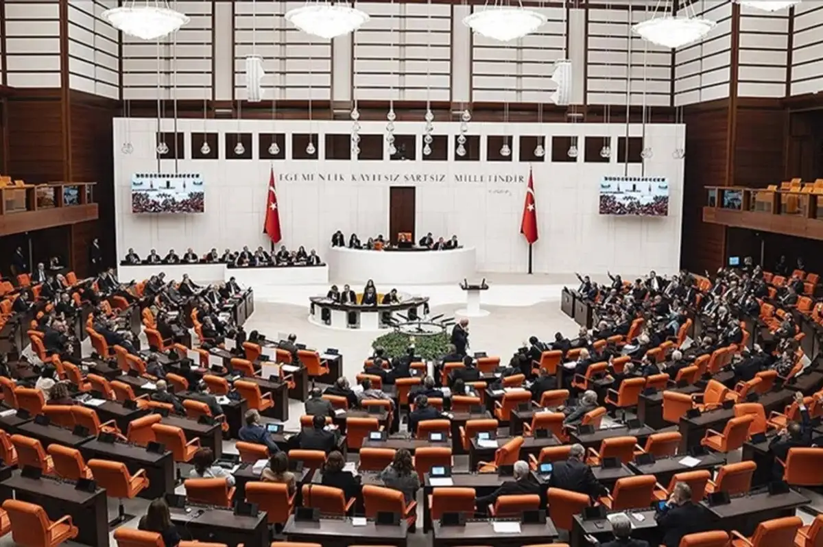CHP'den HSK Hamlesi: Anayasa Mahkemesi'ne Başvurdular