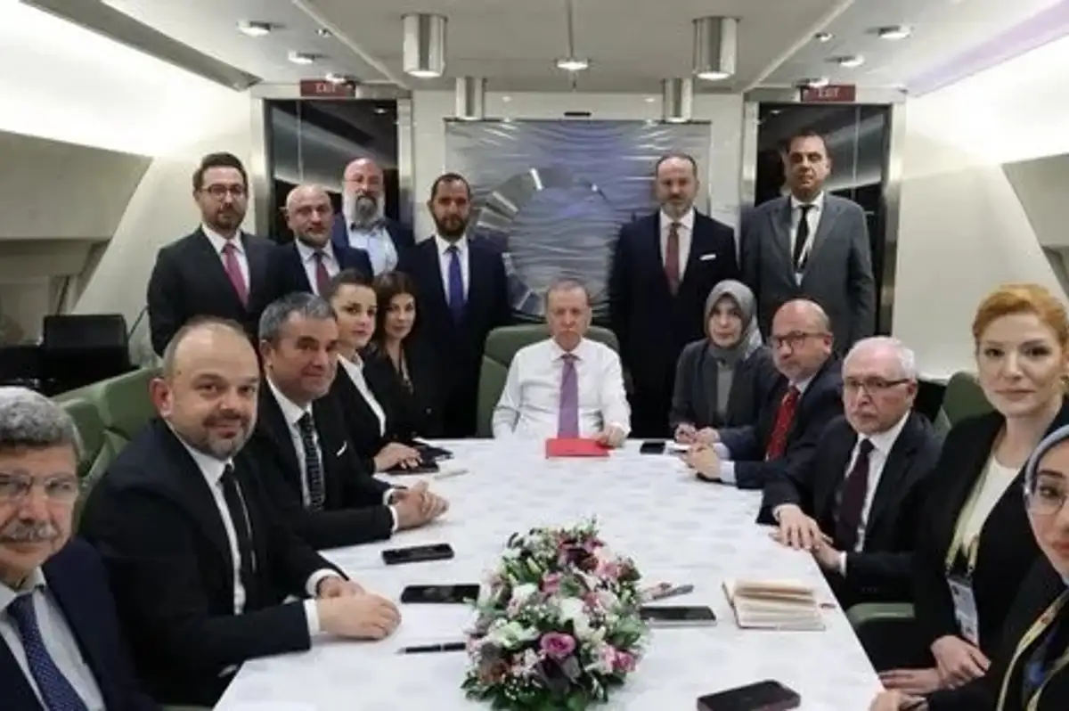 Cumhurbaşkanı Erdoğan'dan Erken Seçim Tartışmalarına Net Yanıt: "Türkiye'yi Bu Badireye Sokamayız"