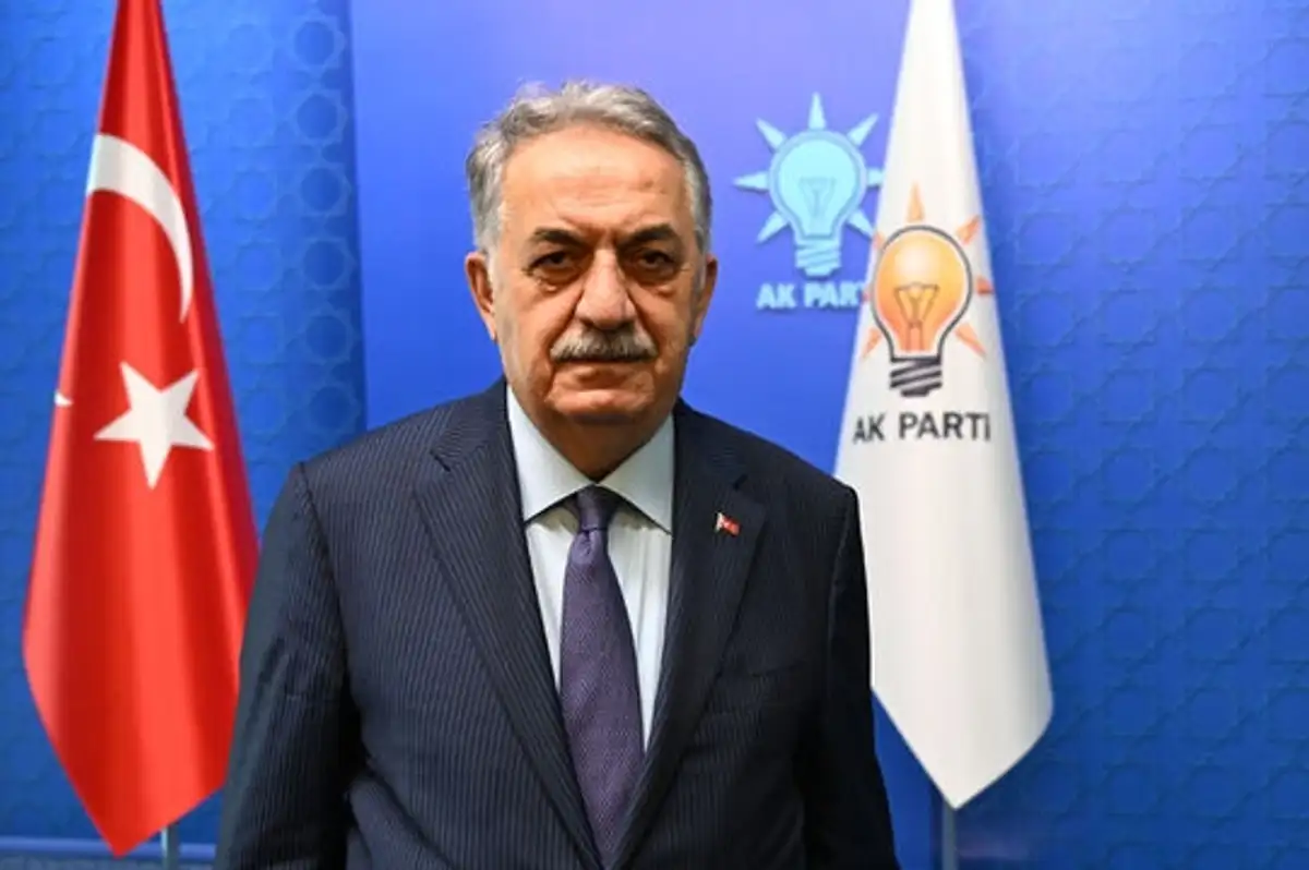 AK Parti'den Yeni Anayasa İçin Dördüncü Çalıştay: Hayati Yazıcı Son Durumu Paylaştı