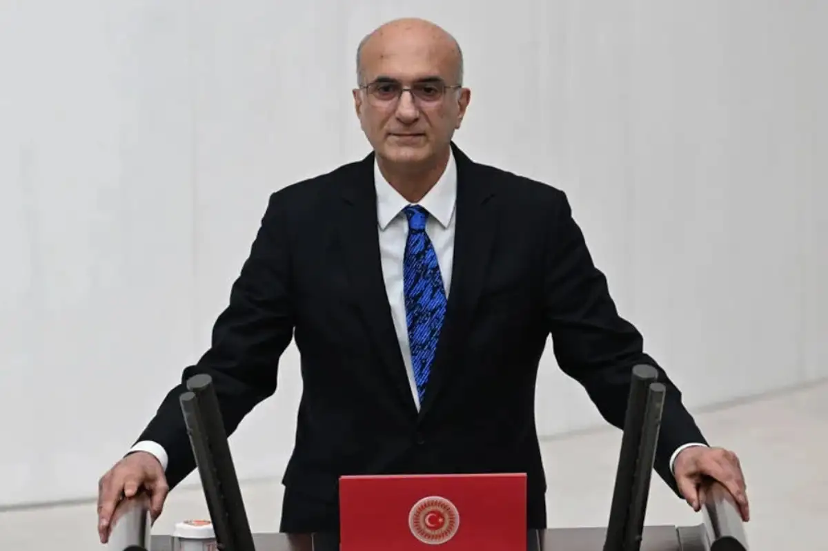 CHP'de TBMM Başkanvekili Seçildi