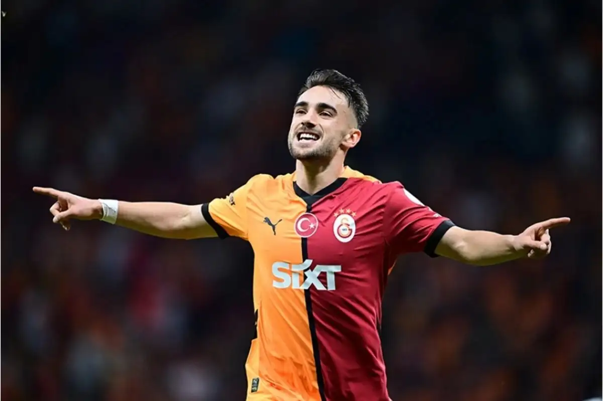 Galatasaray'da Yunus Akgün'e 3.2 Milyon Euroluk Yeni Kontrat!