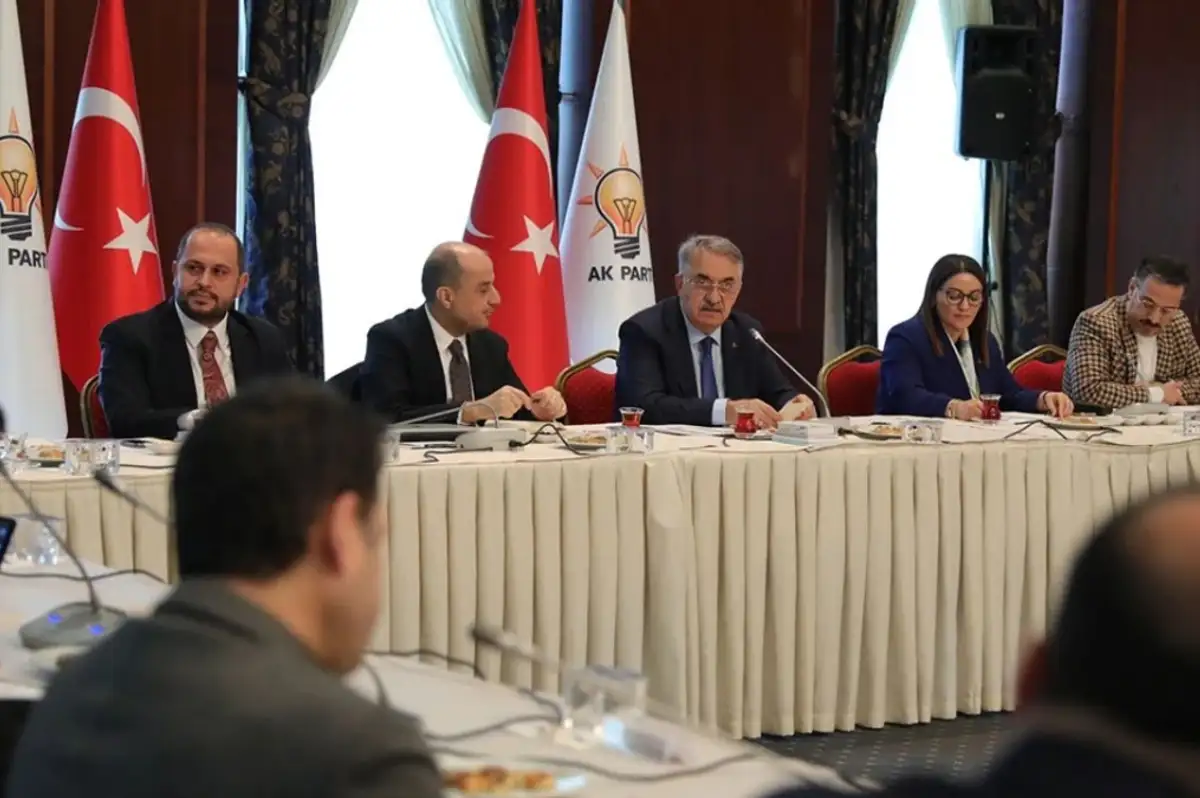 AK Parti Grubu Yeni Yönetimini Belirlemeye Hazırlanıyor