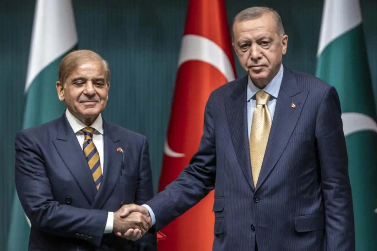 Cumhurbaşkanı Erdoğan ile Pakistan Başbakanı Şerif İstanbul'da Bir Araya Geliyor