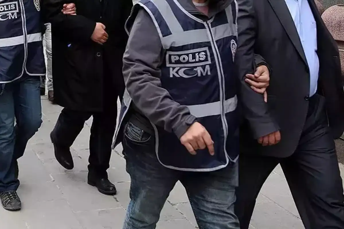 Künefe Zincirine FETÖ/PYD Operasyonu: 33 Şüpheli Gözaltında!