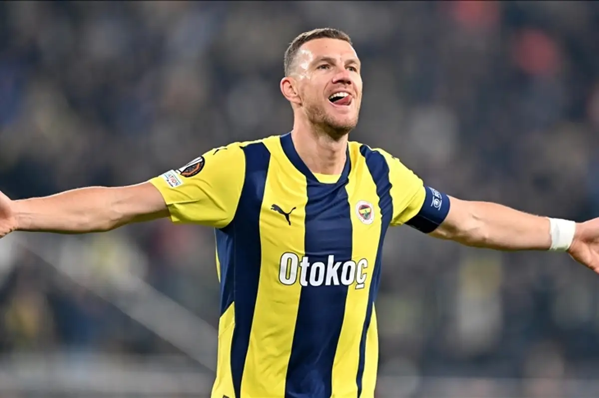 Fenerbahçe'de Edin Dzeko'nun Ayrılığı Kesinleşti