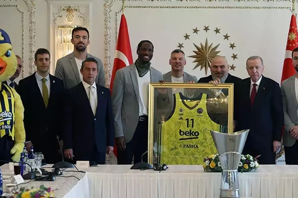 Cumhurbaşkanı Erdoğan, Fenerbahçe Heyetini Kabul Etti