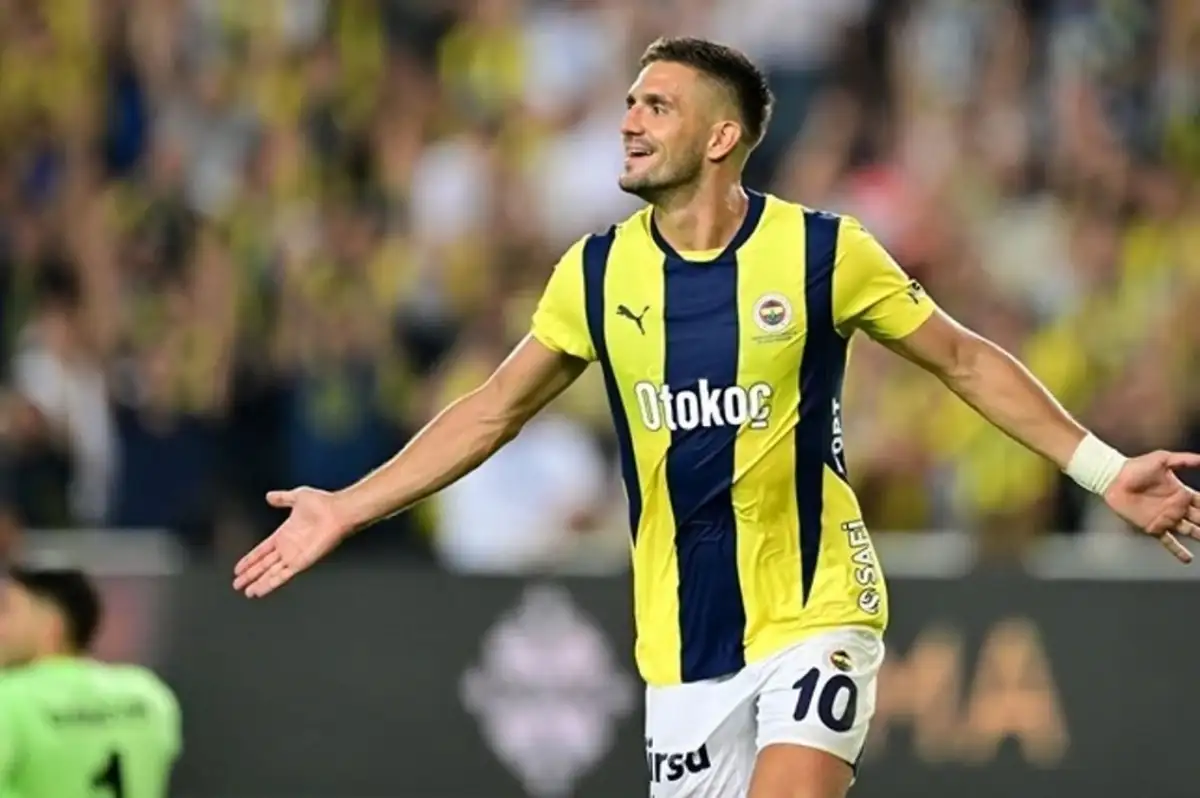 Dusan Tadic Fenerbahçe'ye Veda Ediyor