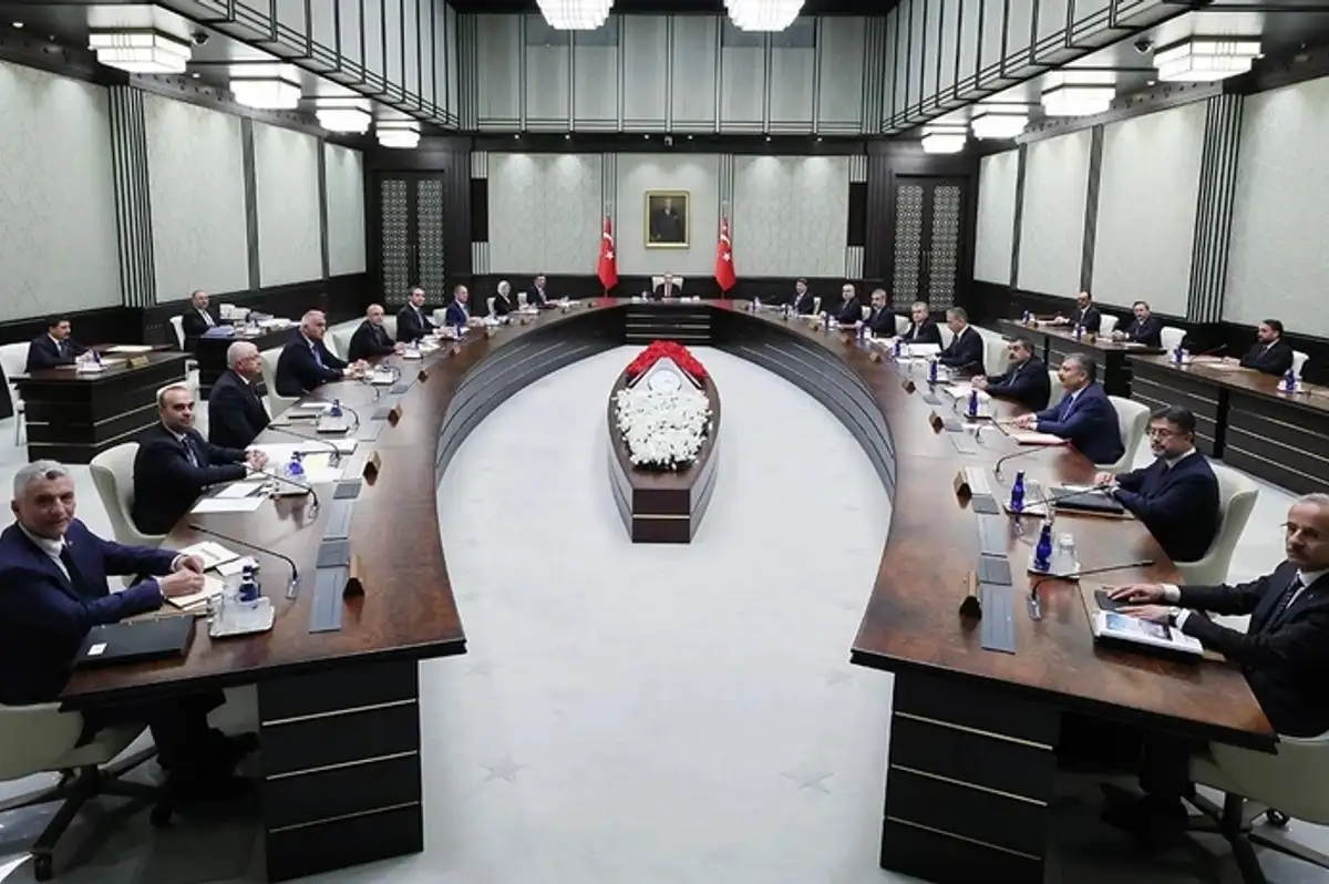 Kabine Toplantısı 2 Haziran 2025: Bayram Tatili, Ekonomi ve Terörle Mücadele Masada