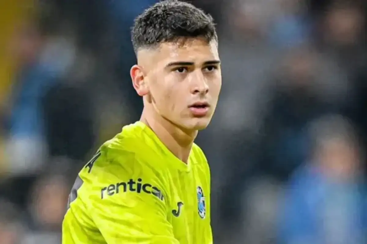 Fenerbahçe'den Kaleci Atağı: 16 Yaşındaki Deniz Eren Dönmezer ile Anlaşma Sağlandı