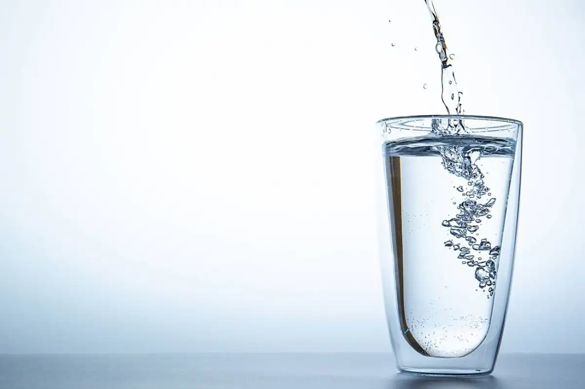 Su Diyeti Nedir, Nasıl Yapılır? Faydaları ve Zararları Nelerdir? 1 Haftalık Su Diyeti Listesi