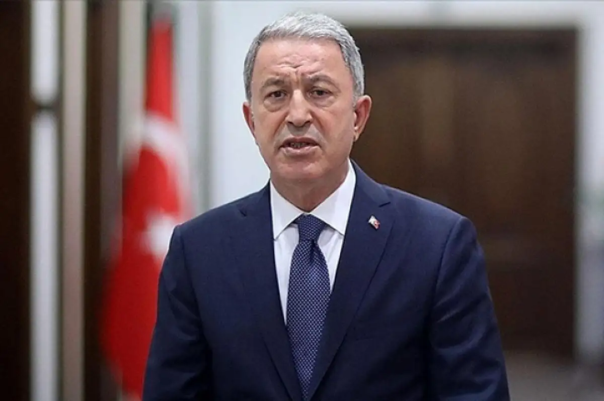 Hulusi Akar'dan Bayram Mesajı: "Terörsüz Türkiye için Kararlıyız"