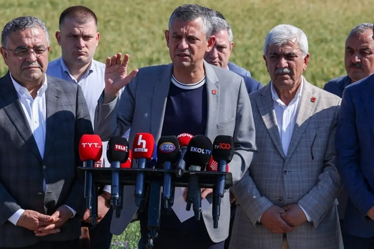CHP Bayramlaşmalara Katılmadı: Bu Hareket Eleştiri Topladı