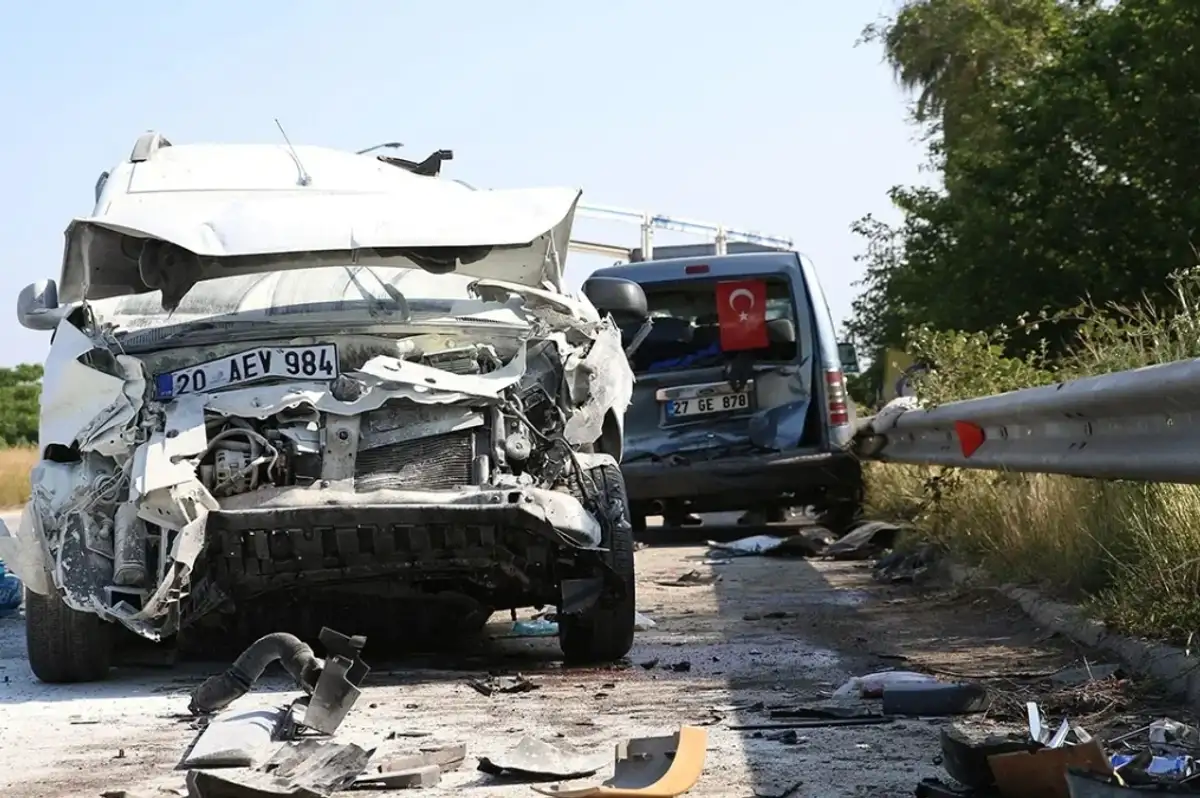 Bayramda Acı Bilanço: 26 Kişi Trafik Kazalarında Hayatını Kaybetti