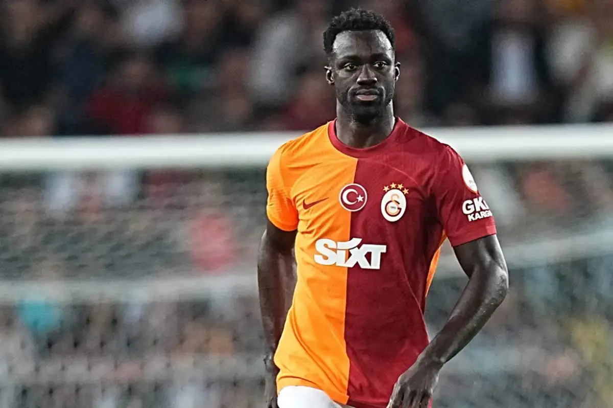 Galatasaray, Davinson Sanchez ile Sözleşme Yeniliyor