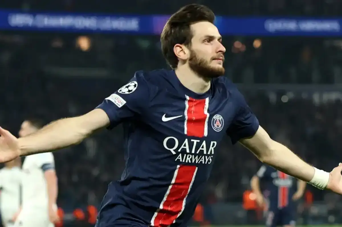 PSG'nin Yıldızı Kvaratskhelia Hırsızlıkla Gündemde!