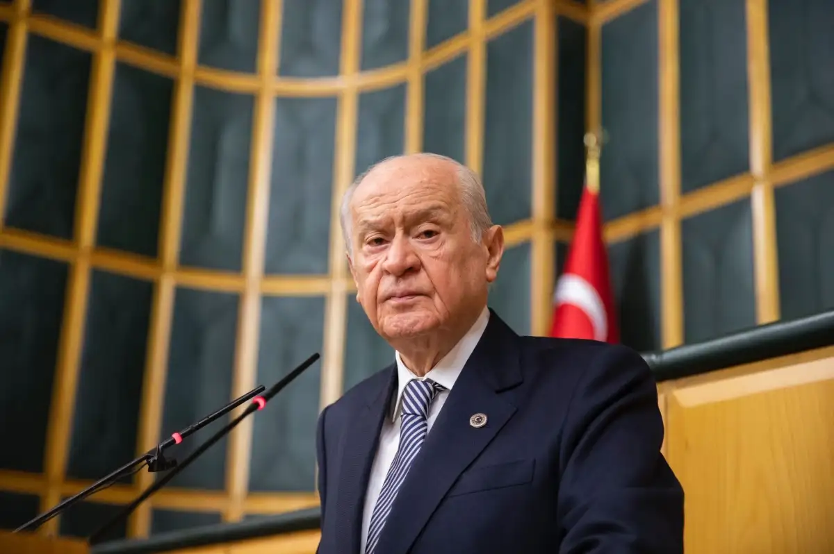 İsrail'in İran'a Saldırısına Bahçeli'den Yorum: "Türkiye'ye Yönelik Sinsi Bir Mesaj"