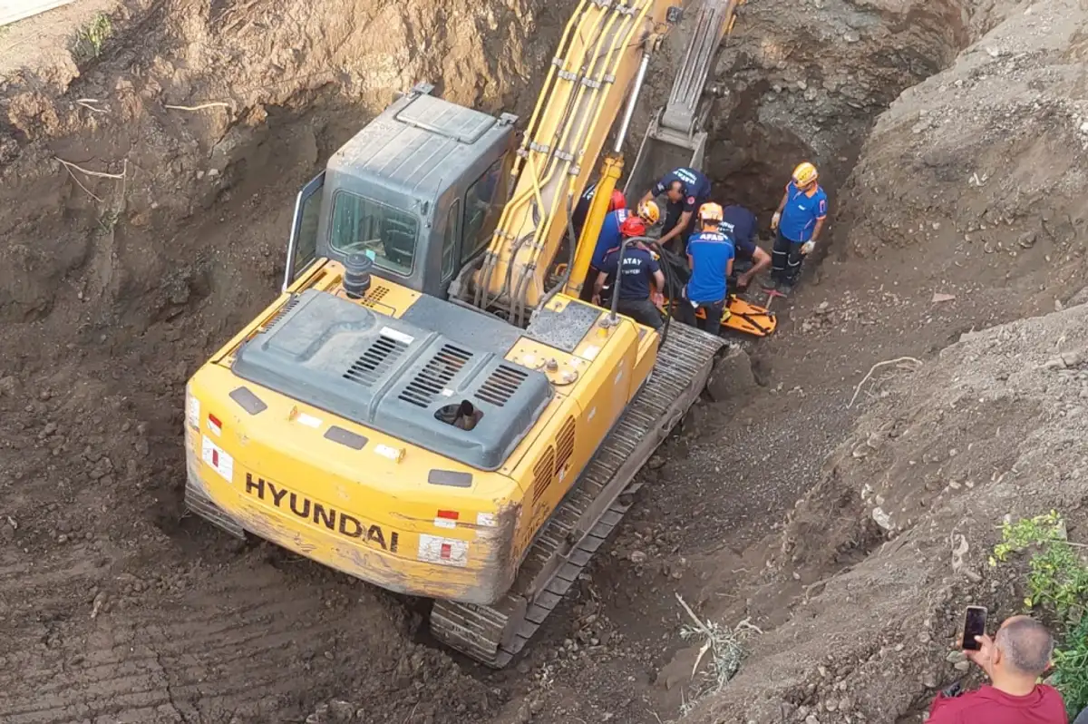 Hatay'da Göçük Altında Kalan 2 İşçi Hayatını Kaybetti!