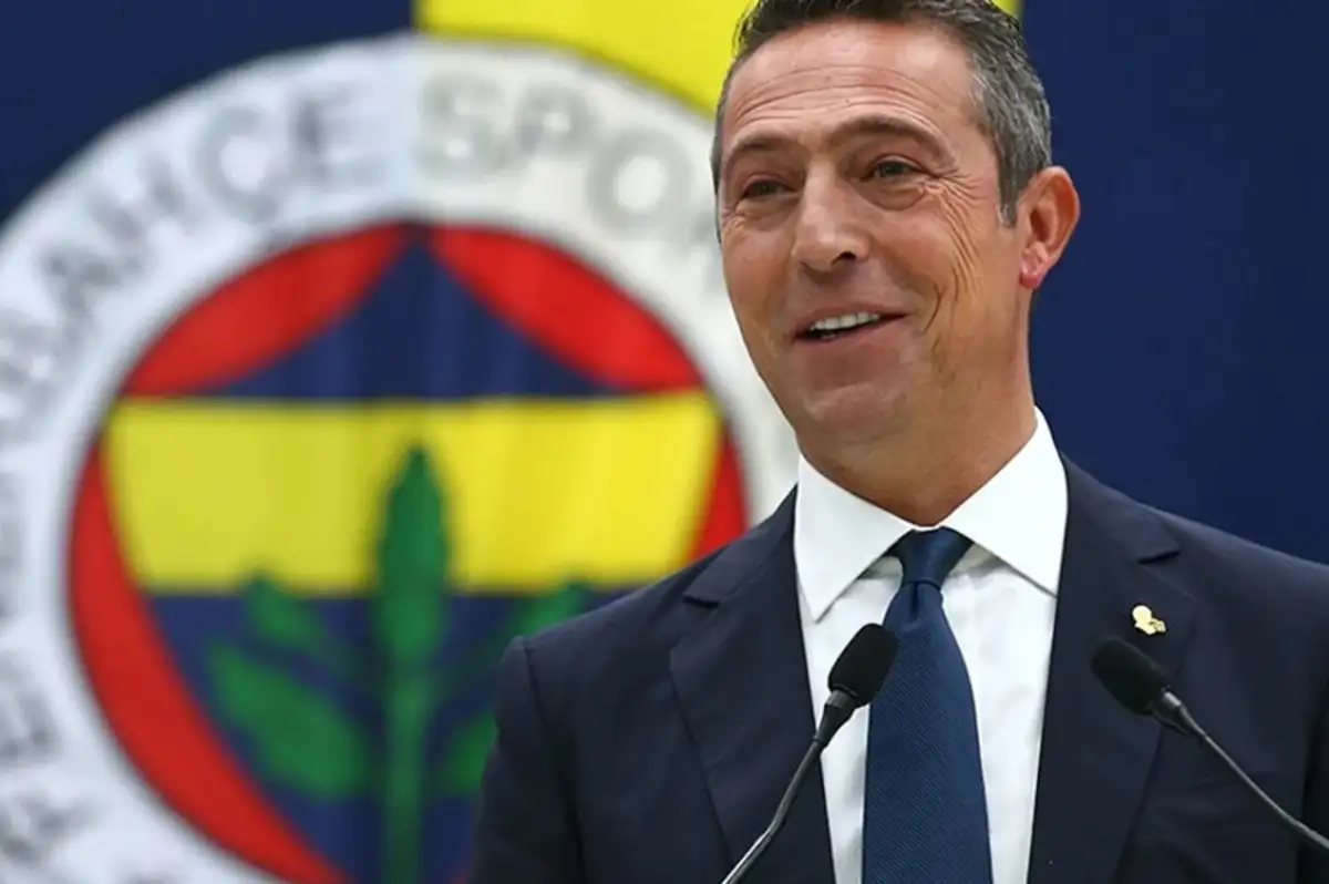 Yeni Sezon Formalarıyla İlgili ChatGPT Sorusuna Ali Koç'tan Esprili Yanıt: "Kim Yazdı Onu?"