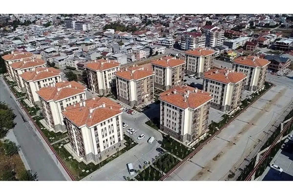 Emlak Müzayede'den Büyük Fırsat: Emlak ve İş Yerleri 3 Günlük İhaleyle Satışa Sunuldu
