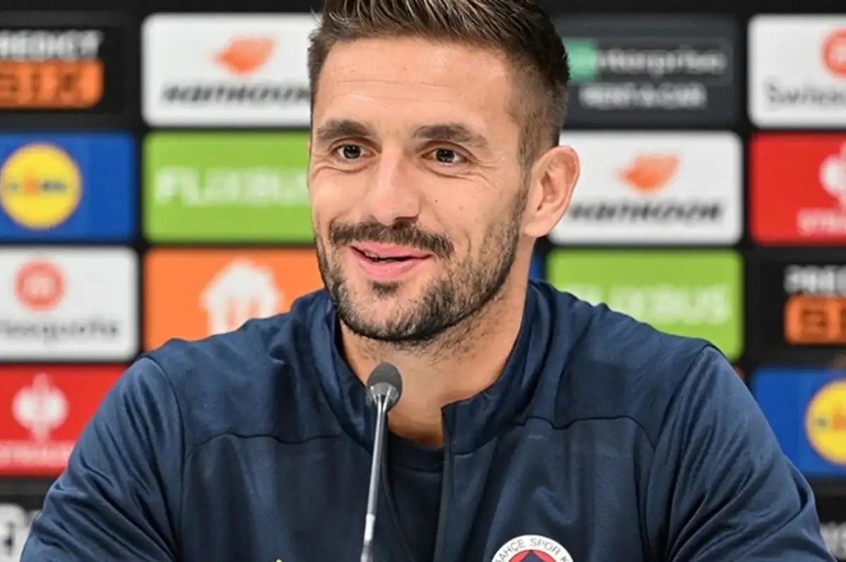 Dusan Tadic'e Azerbaycan'dan Sürpriz Talip!
