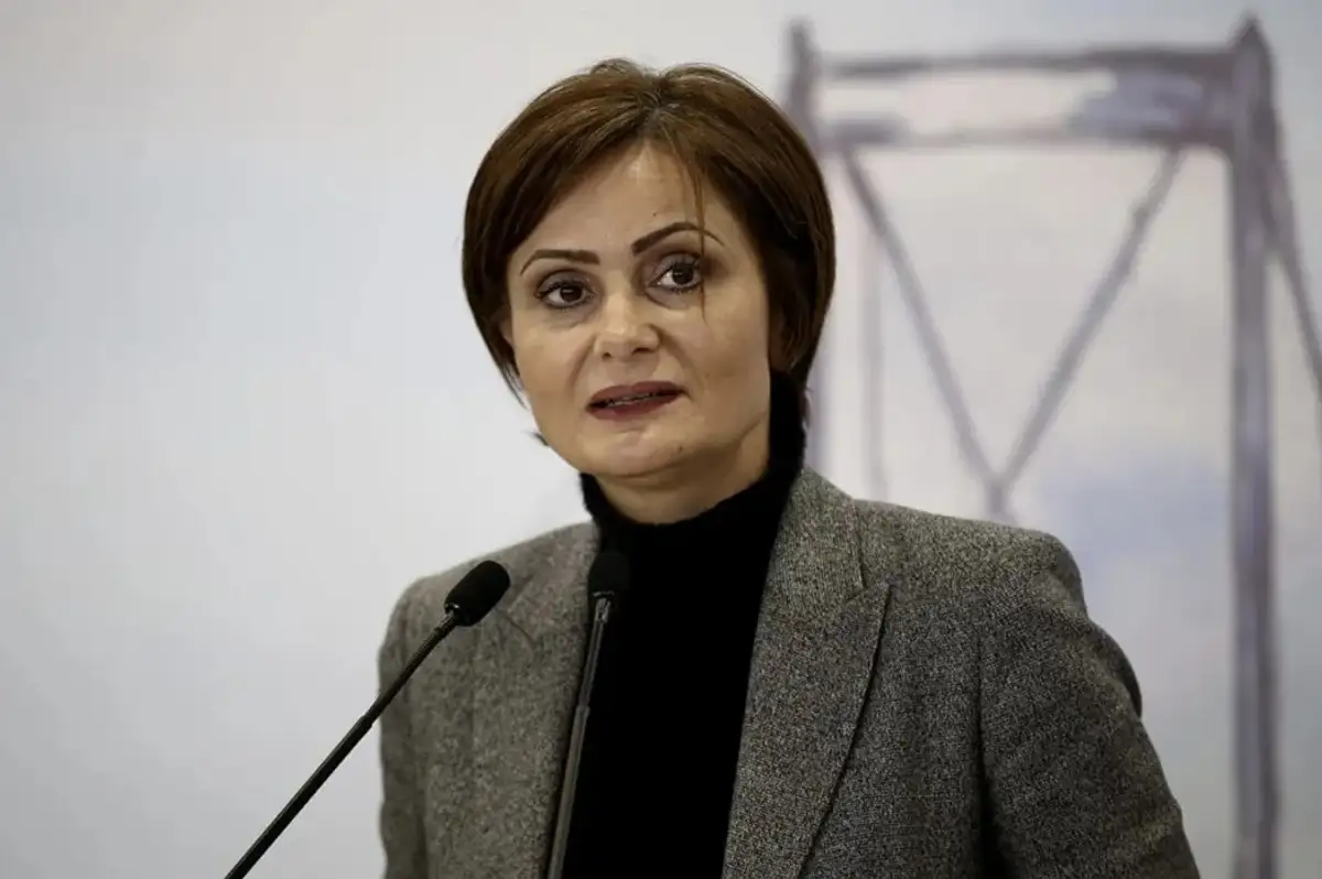 Canan Kaftancıoğlu'ndan 'Leman Dergisi' Çıkışı: "Beğenmeyen Okumaz!"