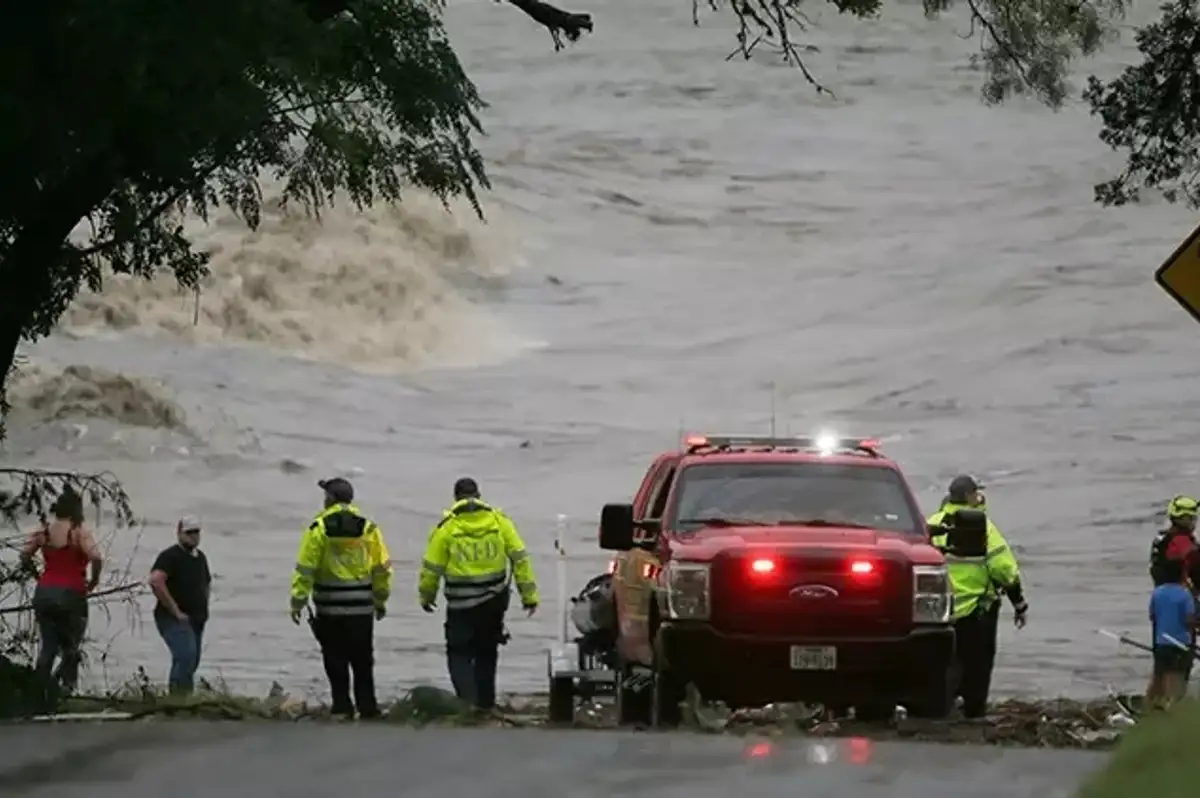 ABD'nin Texas Eyaletinde Sel Felaketi: En Az 24 Ölü, 20 Çocuk Kayıp