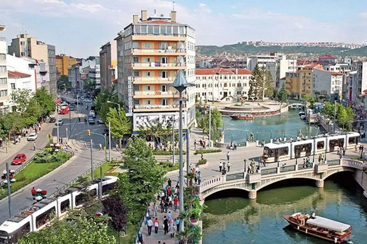 Eskişehir Sivrihisar'da Şap Hastalığı Alarmı: Hayvan Hareketleri Durduruldu