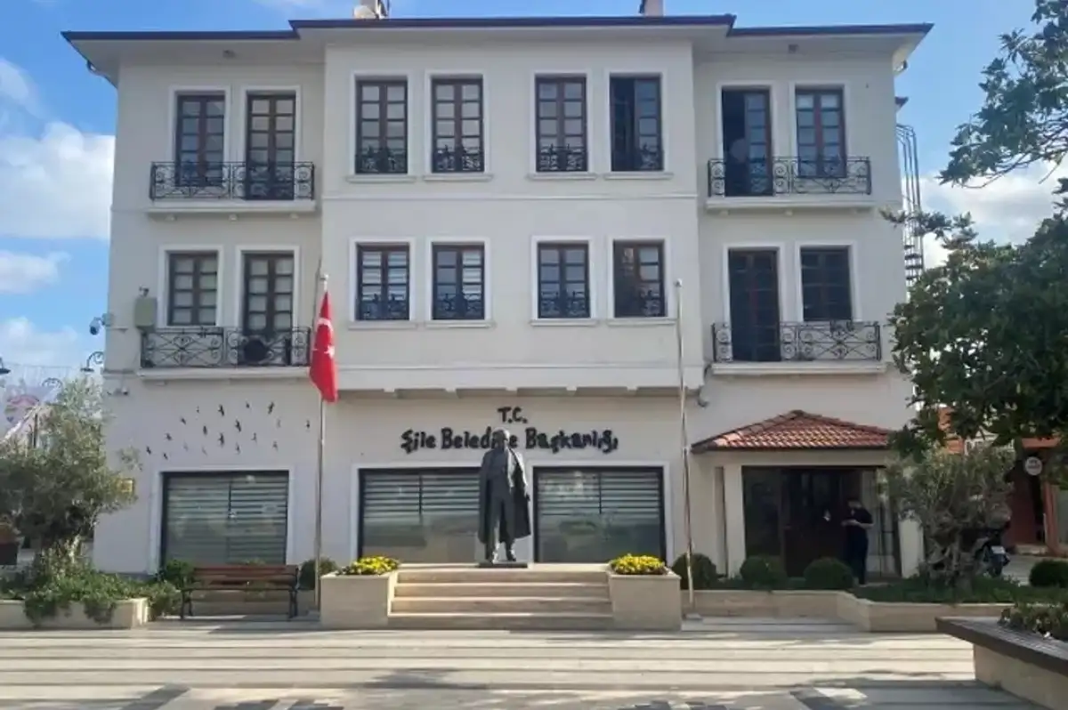 Şile Belediye Başkanı Özgür Kabadayı Gözaltına Alındı