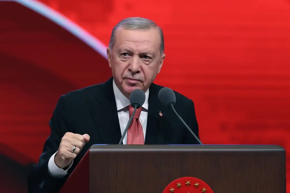 PKK'nın Silah Bırakması Dünya Basınında: Erdoğan'ın Açıklamaları Manşetlerde
